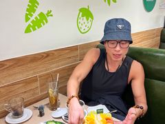 -佰搭果·广式茶餐厅(西华路店)