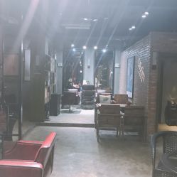 -In Style Hair Salon