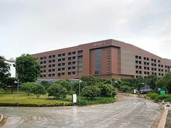 -松山湖凯悦酒店·Café自助餐厅·周末火舞秀表演