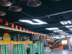 -极限PLAY运动娱乐新世界·团建派对表演休闲馆·室内高空游乐园