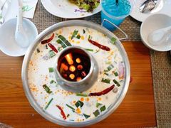 -Chom Cafe and Restaurant
