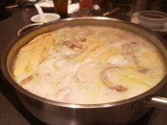 猪蹄猪肚锅-官也街澳门火锅(新源里店)