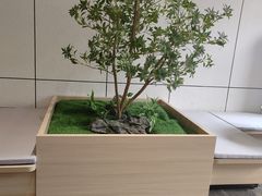 -雅宜酒店(广州黄埔大沙东地铁站店)