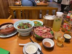 -老滇山寨•云南特色菜•地方菜•民族风情歌舞表演(金碧店)