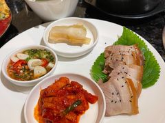韩国秘制包肉-酣庭院(红松东路店)