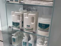 -福奈特洗衣洗鞋(宝华广场店)
