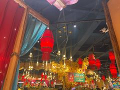 大堂-老滇山寨•云南特色菜•地方菜•民族风情歌舞表演(金碧店)