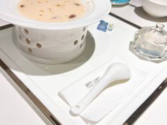 -燕庭·纯燕窝·甜品下午茶(南京西路店)