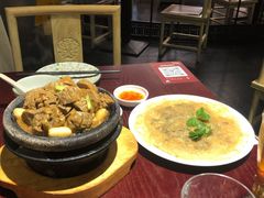 石锅手打牛肉丸-潮堂(环球金融中心店)