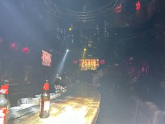 -滨海欢乐昔唐酒吧(财富星座店)