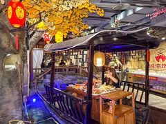 -城墙拐拐火锅(三峡广场黑金冠店)