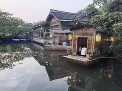 -绿茶餐厅(龙井船宴· 品牌总店)