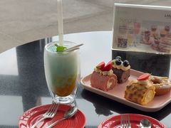 -亚龙湾喜来登·美景台大堂吧