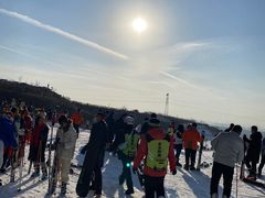 -采薇庄园四季滑雪场