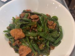 -黄泥岗·地道湖北菜(奥特莱斯店)