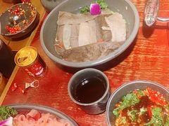 -谭鸭血老火锅(漳州路店)