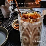 享受在沙美大楼的云南美食