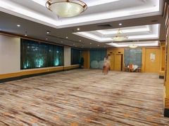 -满江红四季餐厅 · 国家五钻级酒家(新纪元大酒店店)