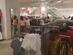 -H&M(来又来时尚购物广场店)