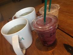 拿铁茶和星冰乐-星巴克(天津五大道店)