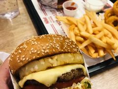 -The Habit Burger Grill 哈比特汉堡(爱琴海店)