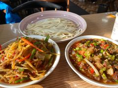 -歹歹的加个面过油肉拌面