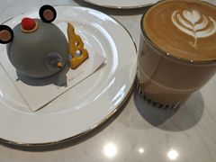 -Fridi Patisserie Cafe