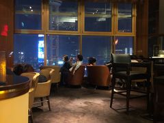 -翡翠36酒吧(浦东香格里拉店)