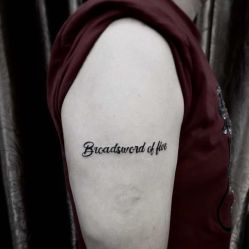 -明星刺青·洗纹身