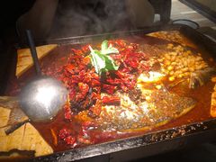 -探鱼·鲜青椒爽麻烤鱼(苏宁广场店)