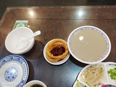 -老北京炸酱面大王.铜锅涮肉(朝阳门店)