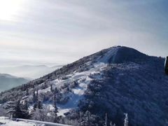 -亚布力新体委滑雪场