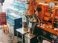 -老东镇啤酒屋海鲜加工·蒸汽海鲜·海鲜烧烤(台东店)