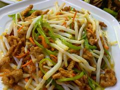 -丹水桥地锅鱼·翘嘴鲌·地方特色全鱼宴(丹江口大坝店)