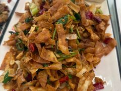 -百味地锅鸡(铜山路店)