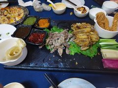 -伊带伊路新疆美食府(呼家楼店)