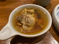 -云海肴·汽锅鸡·云南菜(天山百盛优客店)