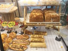 -光明牛奶棚(南泉店)