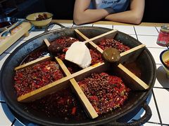-瓜西西重庆火锅(花溪店)
