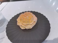 -潮一不贰·法式甜品·生日蛋糕·西式简餐(外滩店)