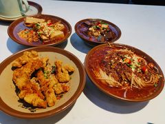 -巴四老城区炭火蛙锅(京通店)