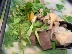 鸭血粉丝馄饨-鸭小妹鸭血粉丝(老门东店)
