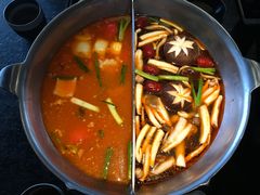 鸳鸯锅（聚会+表白）-湊湊火锅·茶憩(新中关购物中心店)