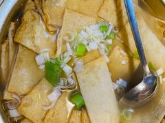 鱼饼汤-红辣椒八爪鱼特色韩国料理