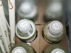 羽衣纤体瓶-喜茶(上海北外滩来福士店)
