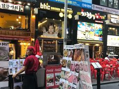 -BHC炸鸡(明洞总店)