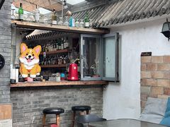 -脚下咖啡·CHILL酒馆(灵光东巷店)