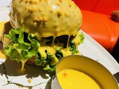 芝士瀑布汉堡-Lets burger非常汉堡·环球风味(蓝色港湾店)