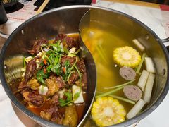 秘制鲜牛腩鸳鸯锅-今日炊牛·潮汕牛肉火锅(华采天地店)