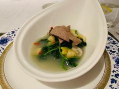 上汤猪肝灼枸杞苗-Yan Ting 宴庭中餐厅(上海静安瑞吉酒店)